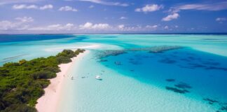 Ile trwa lot z Warszawy do Phuket? Ile trwa lot z Warszawy do Phuket?