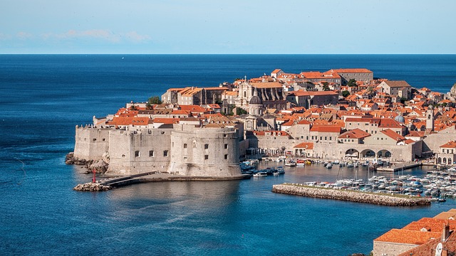 Ile czasu leci się do Chorwacji? Ile czasu leci się do Chorwacji?